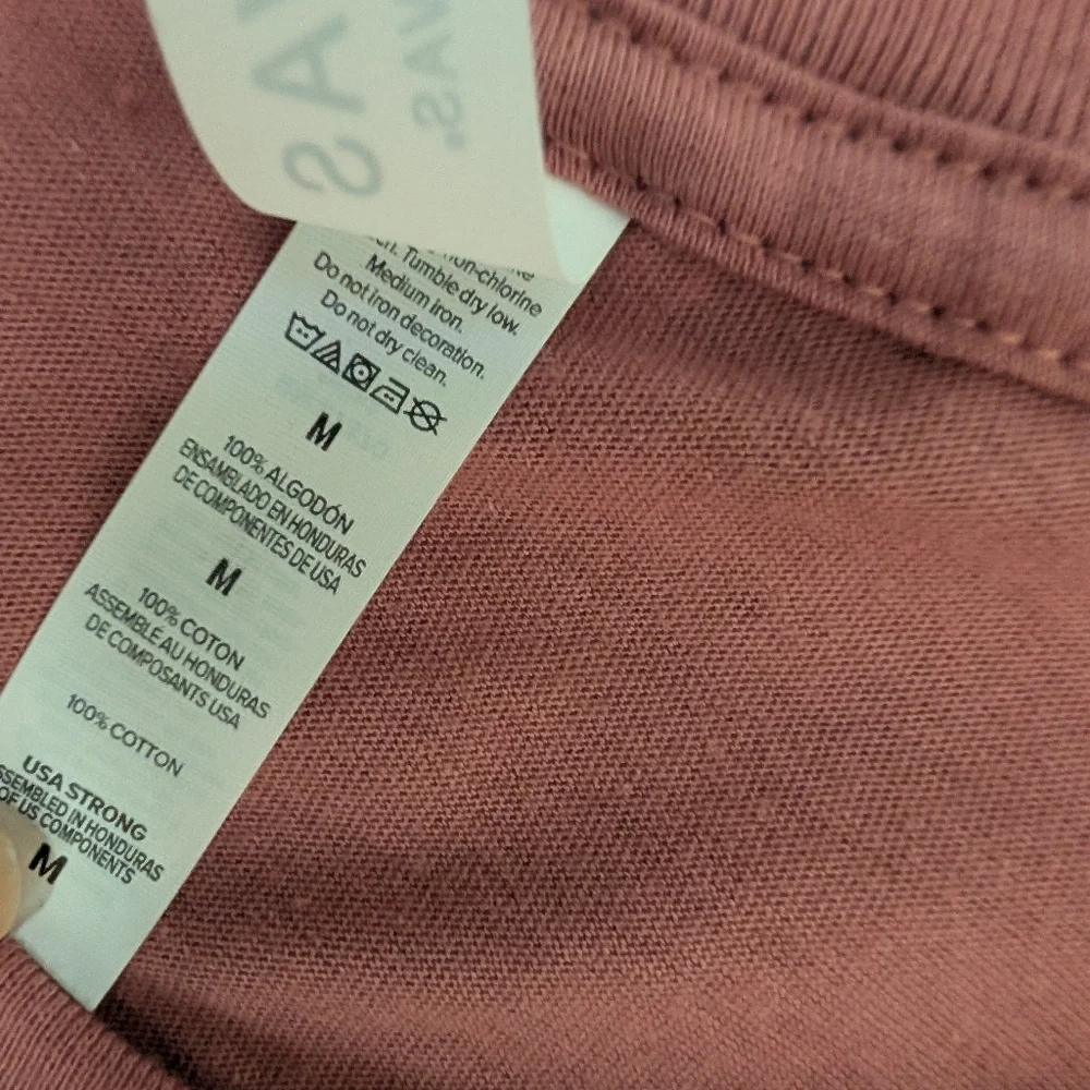 Metric T-Shirt - Pink - Picture 2 of 3